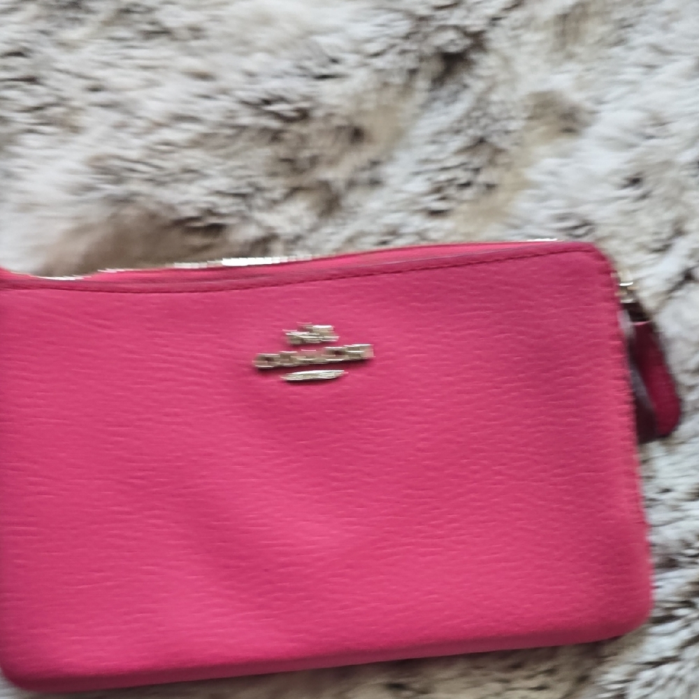 Coach Double Zip Pink Leather Wristlet Excellent Condition - Picture 8 of 9